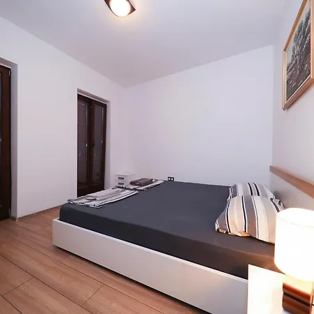 Apartment Janino Murter