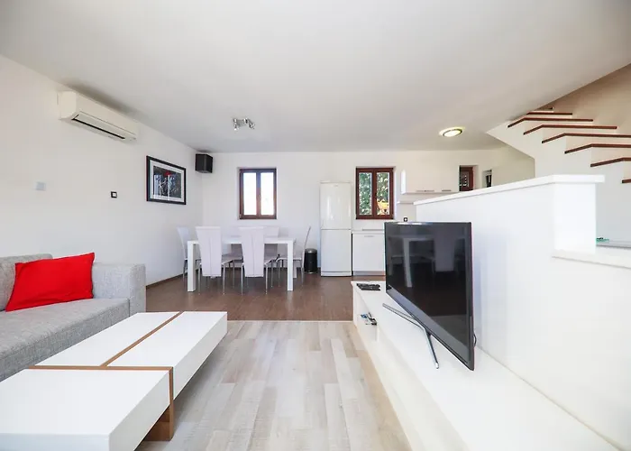 Janino Apartament Murter