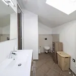 شقة Janino